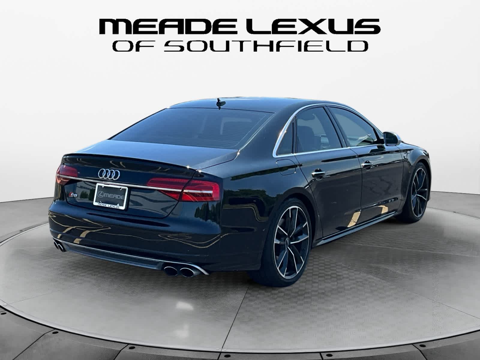 2018 Audi S8 plus Base