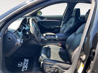 2018 Audi S8 plus Base