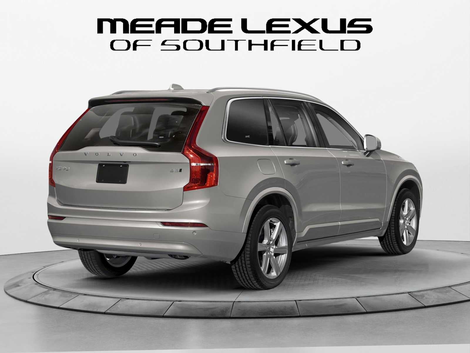 2024 Volvo XC90 Plus Bright Theme
