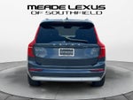 2022 Volvo XC90 Momentum
