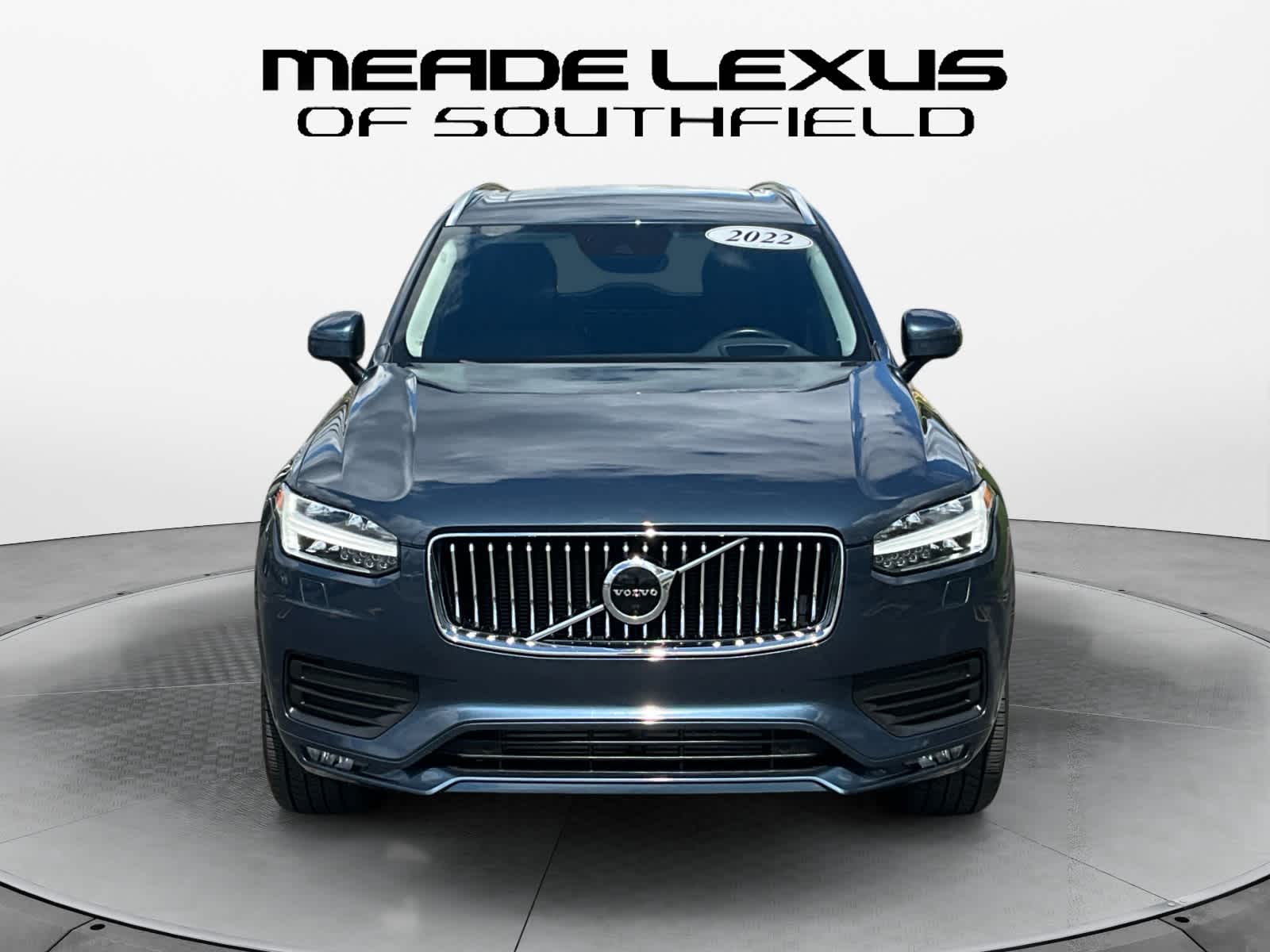 2022 Volvo XC90 Momentum