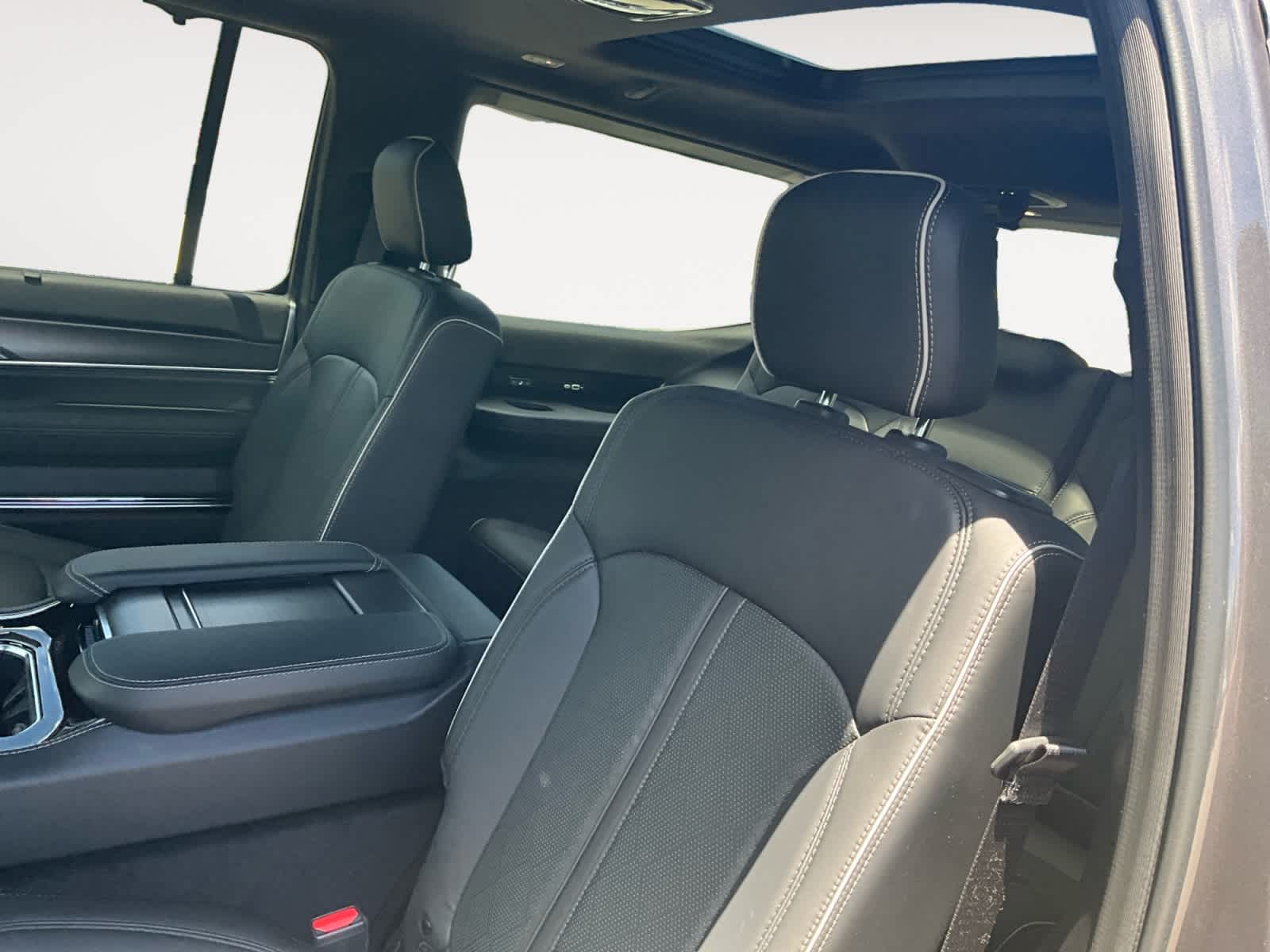 2025 Jeep Grand Wagoneer Series II Obsidian