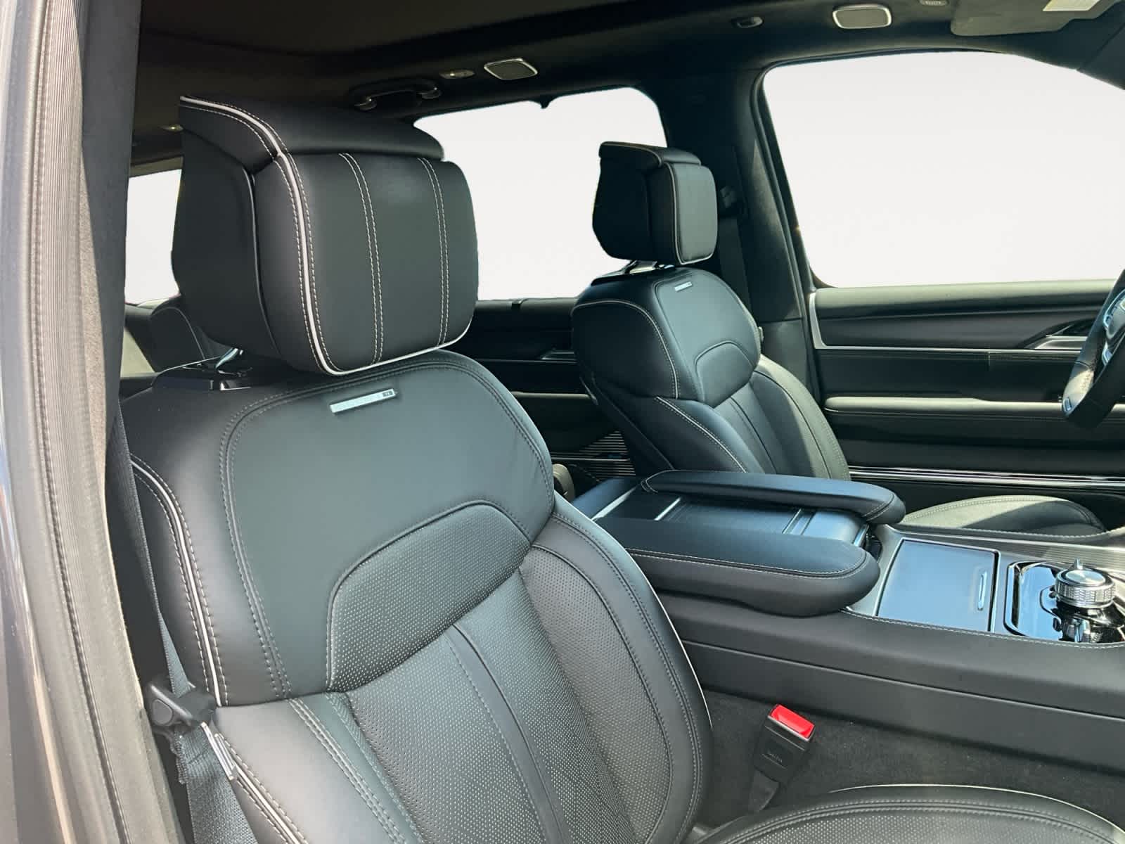 2025 Jeep Grand Wagoneer Series II Obsidian