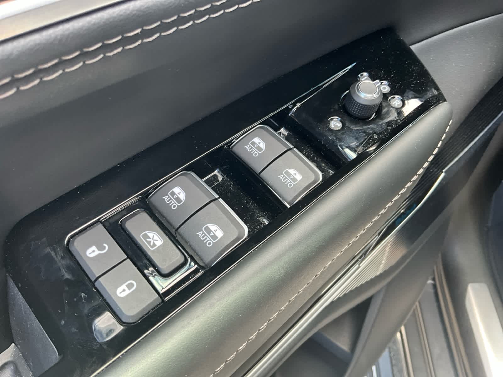 2025 Jeep Grand Wagoneer Series II Obsidian