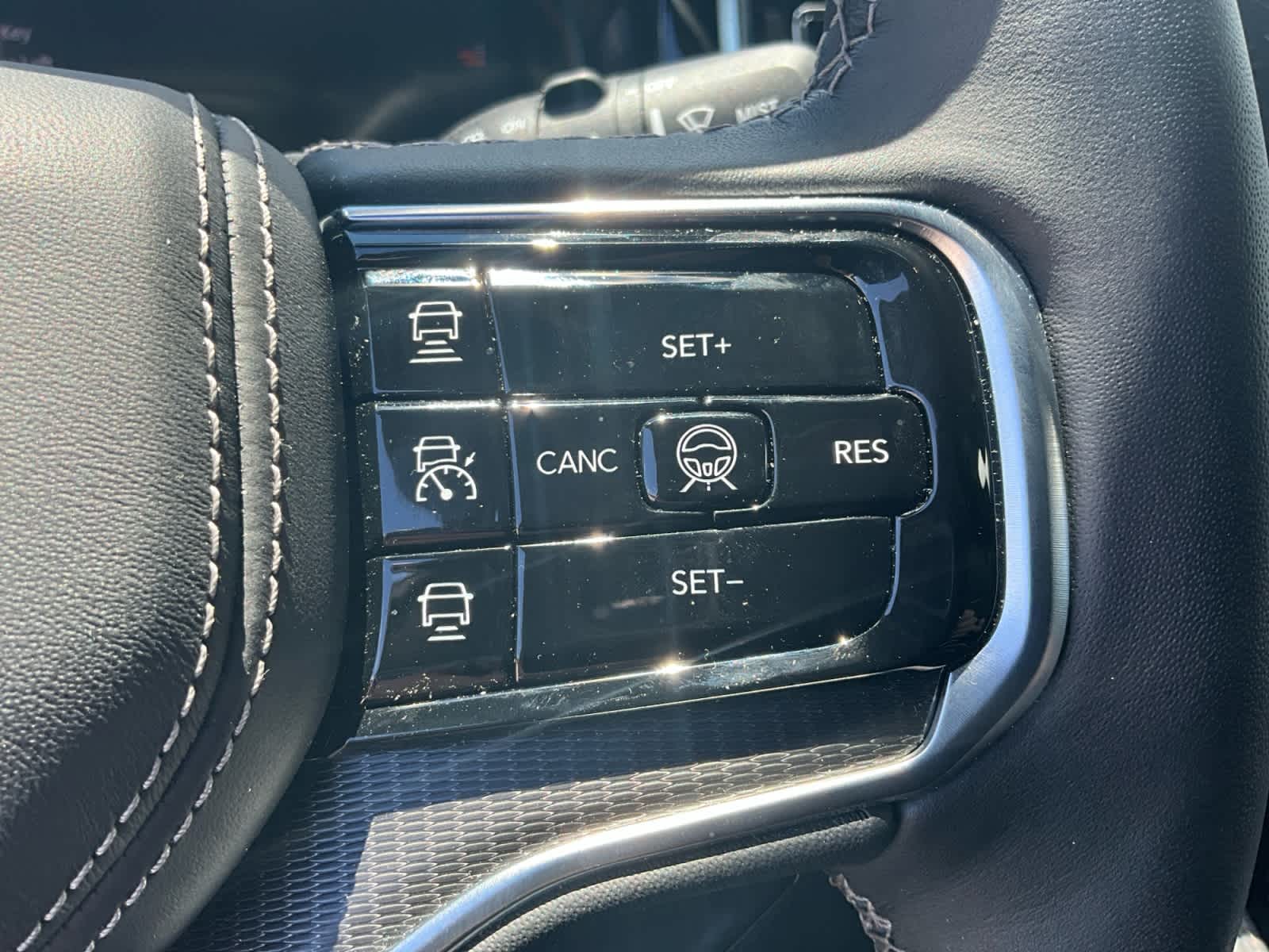 2025 Jeep Grand Wagoneer Series II Obsidian
