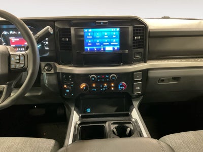 2025 Ford Super Duty F-250 Pickup XLT