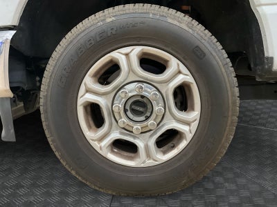 2025 Ford Super Duty F-250 Pickup XLT
