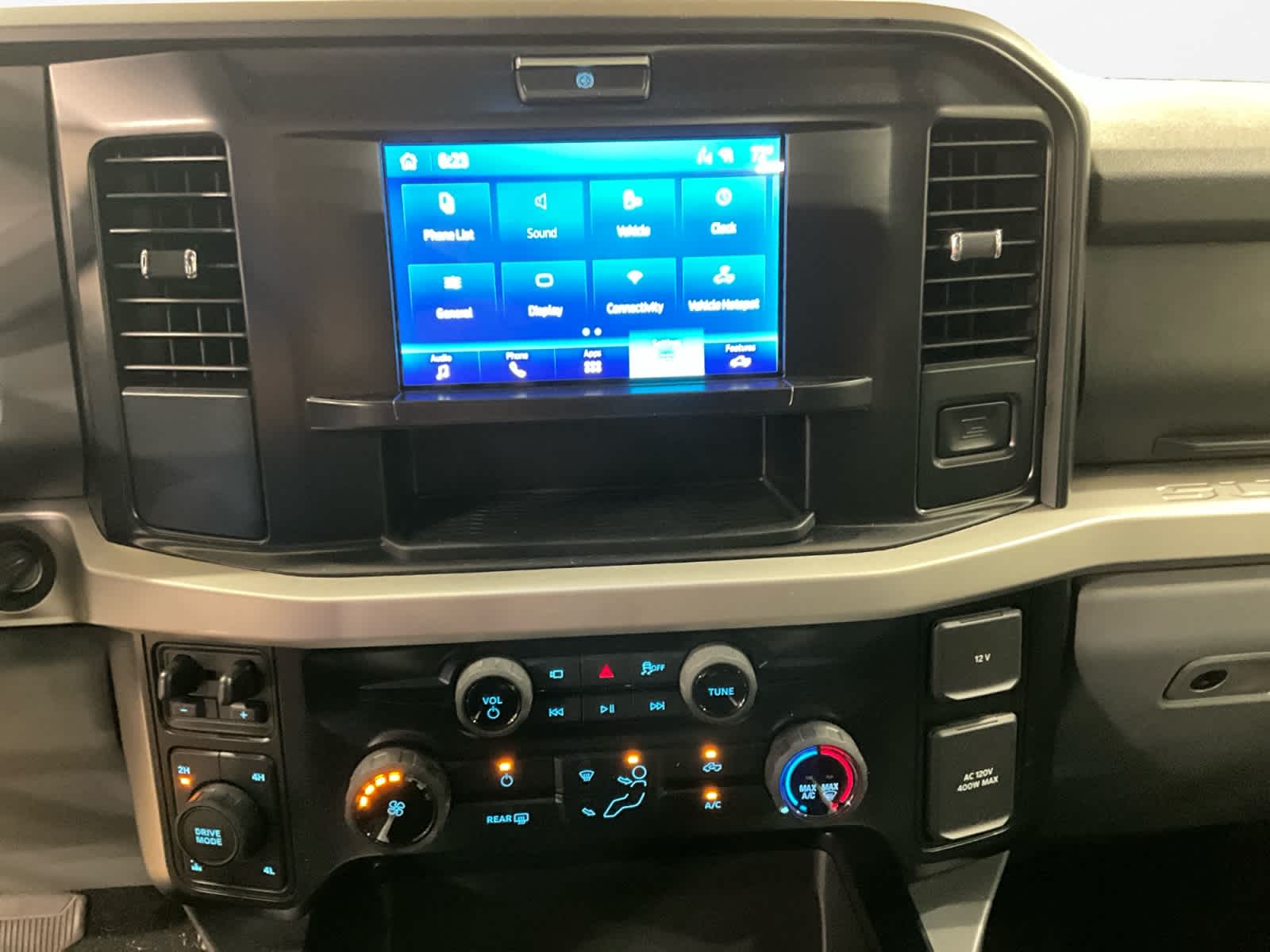 2025 Ford Super Duty F-250 Pickup XLT