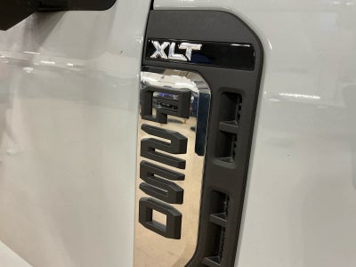 2025 Ford Super Duty F-250 Pickup XLT