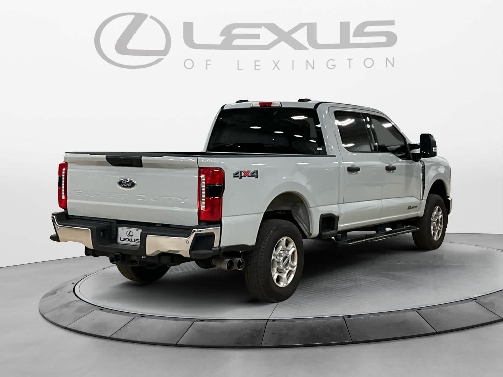 2025 Ford Super Duty F-250 Pickup XLT