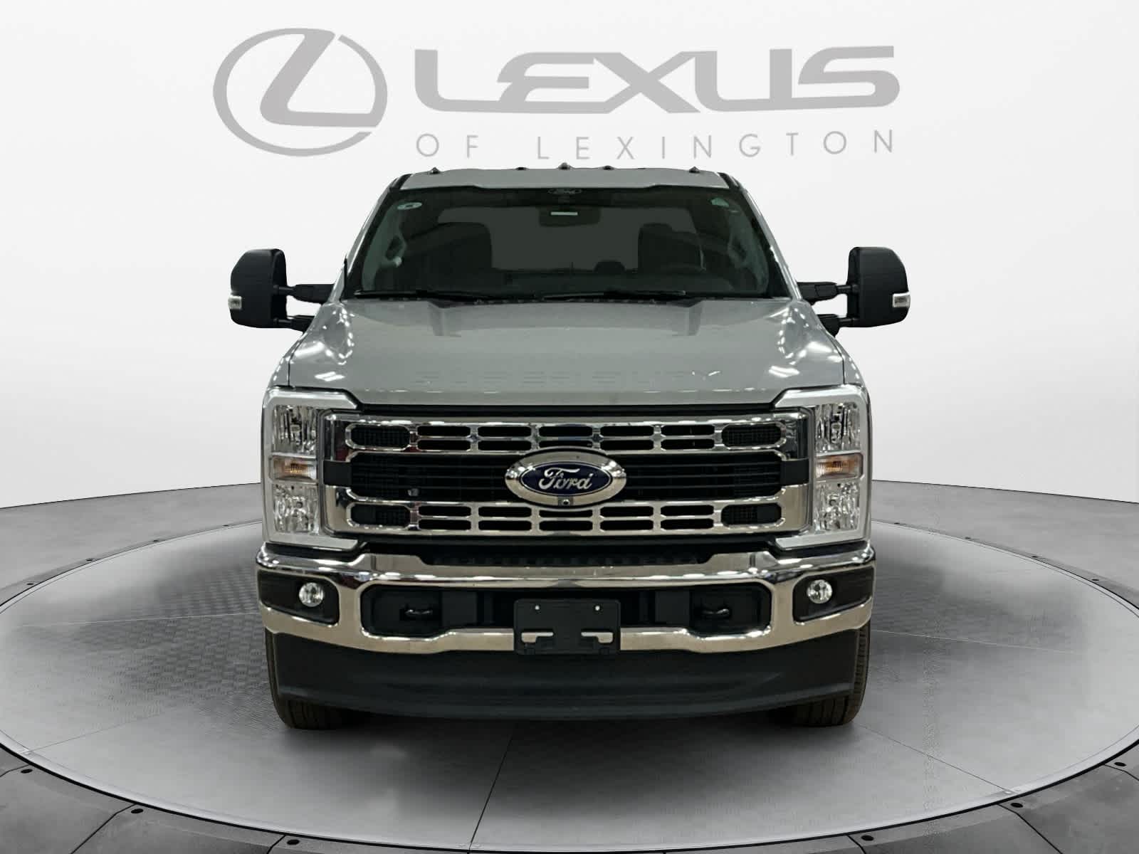 2025 Ford Super Duty F-250 Pickup XLT