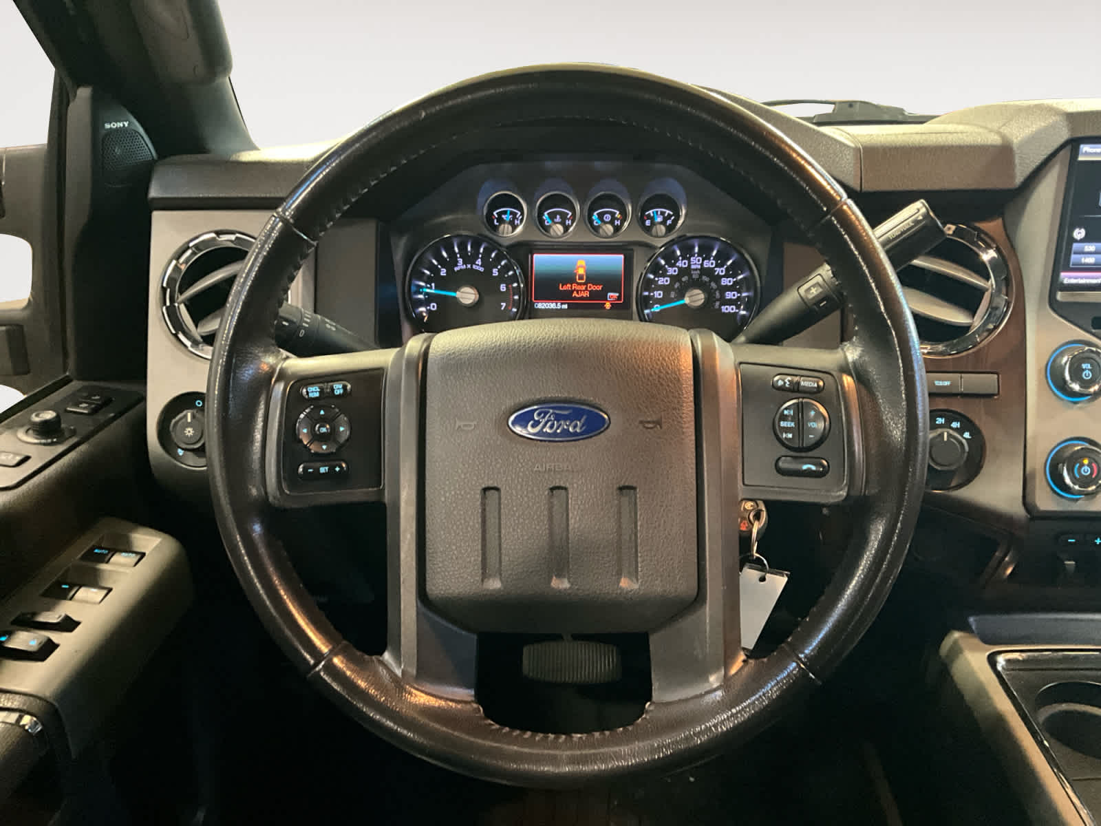 2014 Ford Super Duty F-350 DRW Pickup Lariat