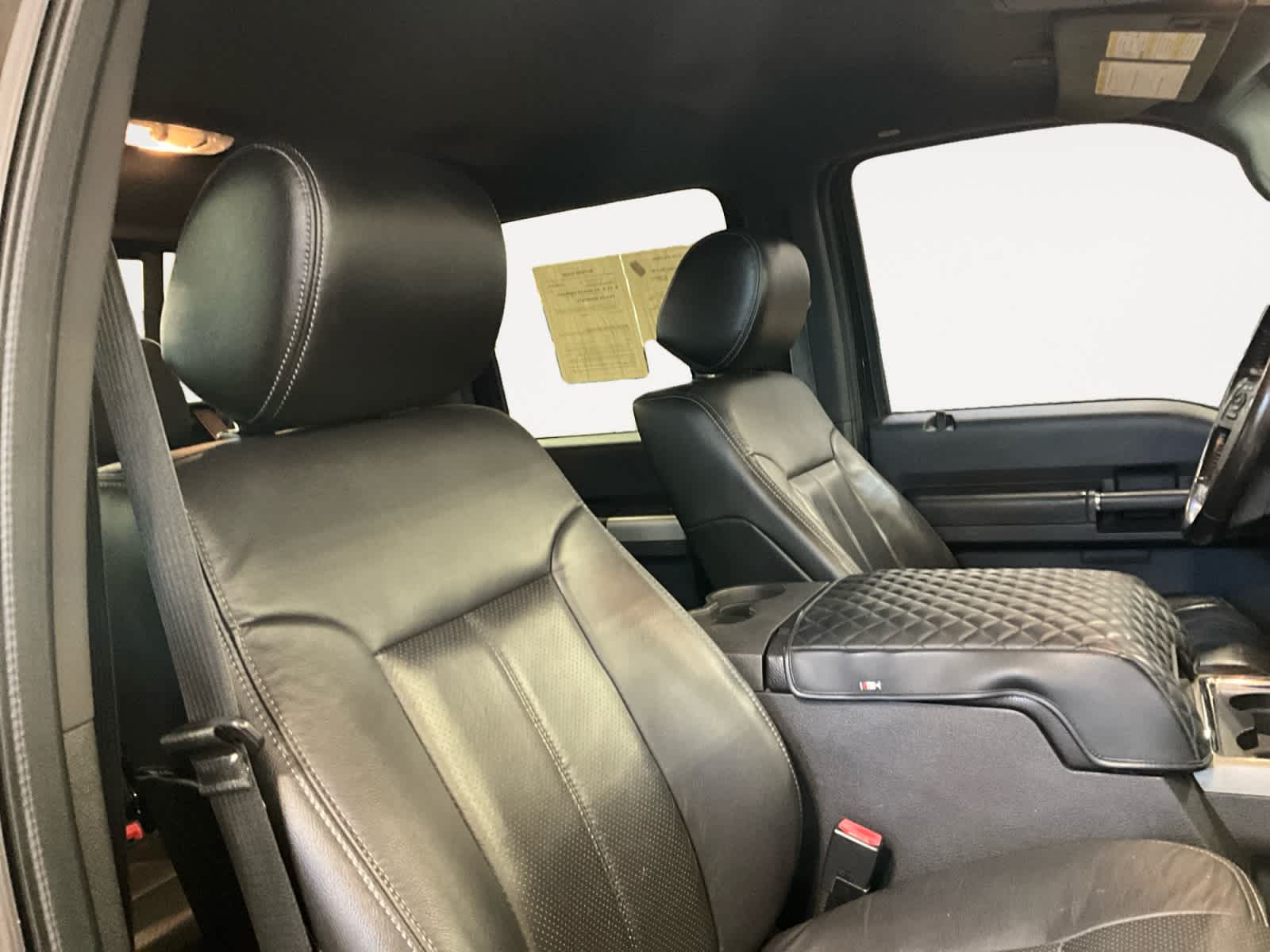 2014 Ford Super Duty F-350 DRW Pickup Lariat