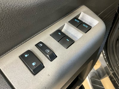 2014 Ford Super Duty F-350 DRW Pickup Lariat