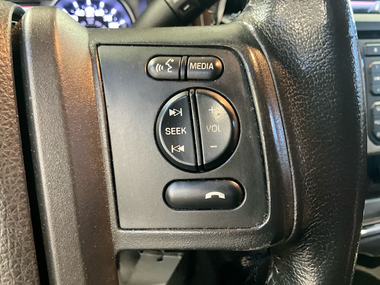 2014 Ford Super Duty F-350 DRW Pickup Lariat