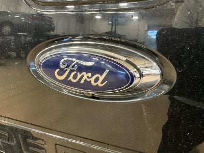 2014 Ford Super Duty F-350 DRW Pickup Lariat