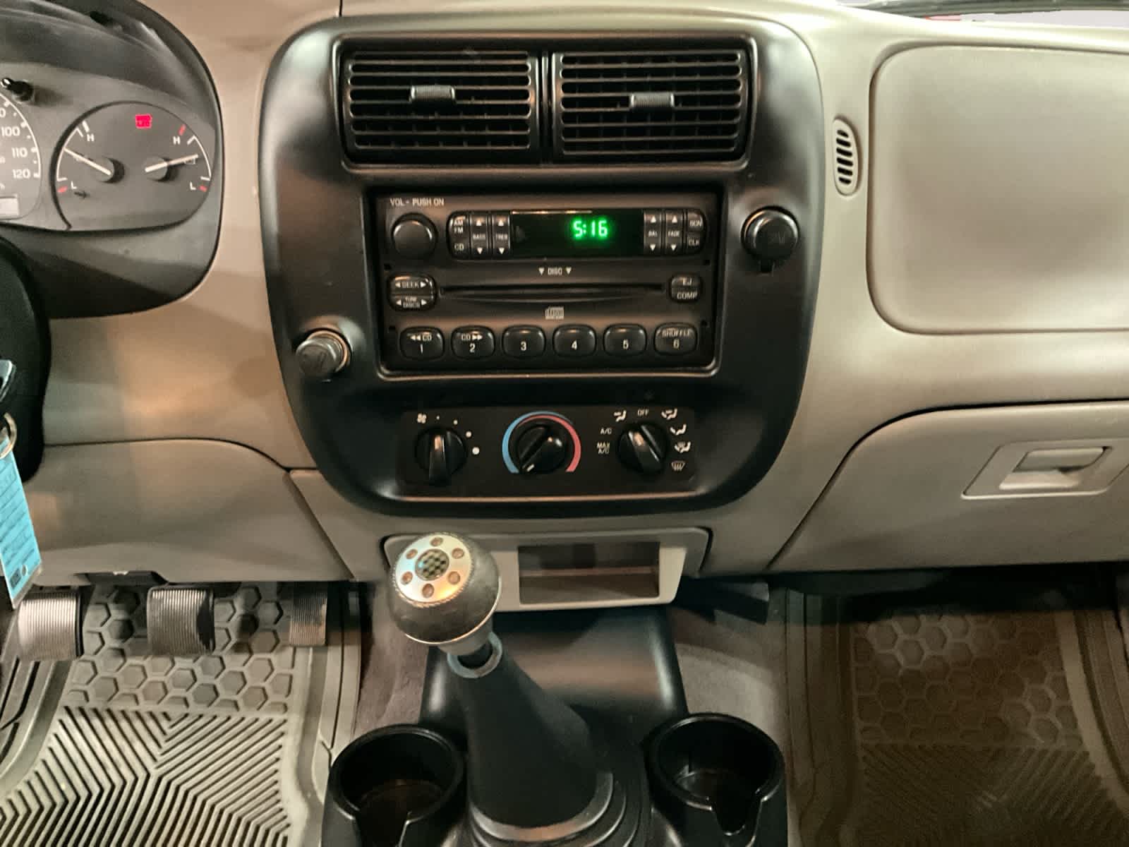 2000 Ford Ranger XL