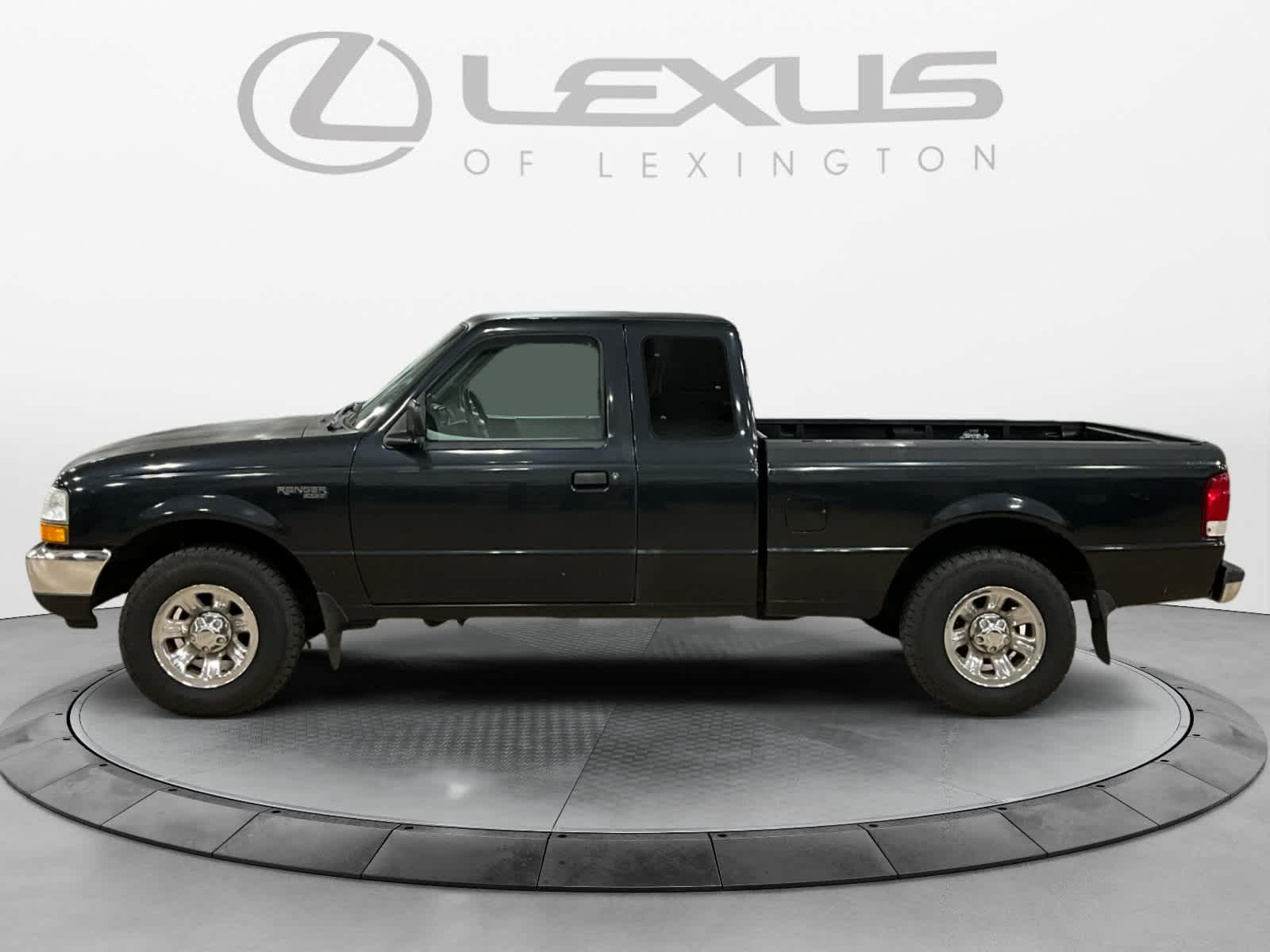 2000 Ford Ranger XL