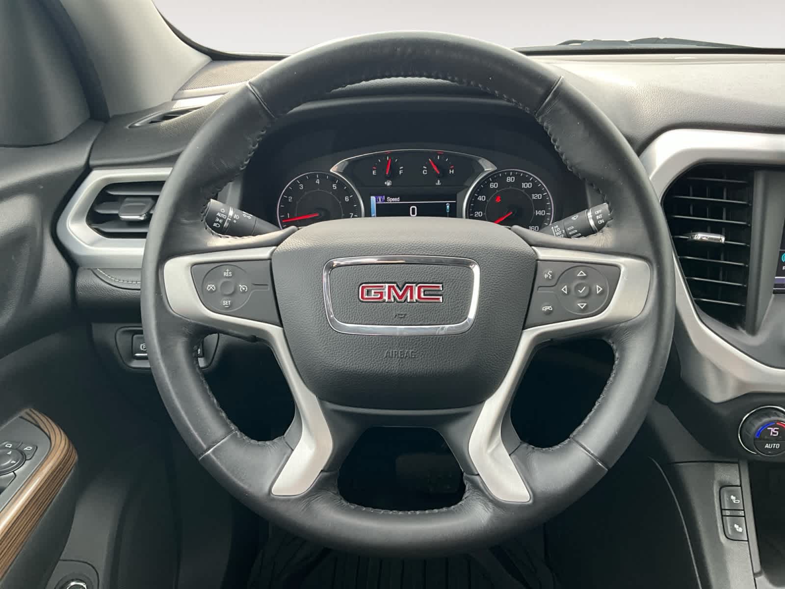 2017 GMC Acadia SLE