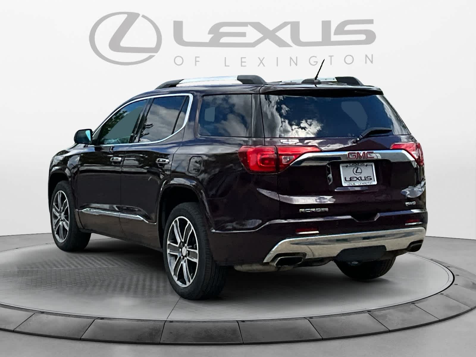 2018 GMC Acadia Denali