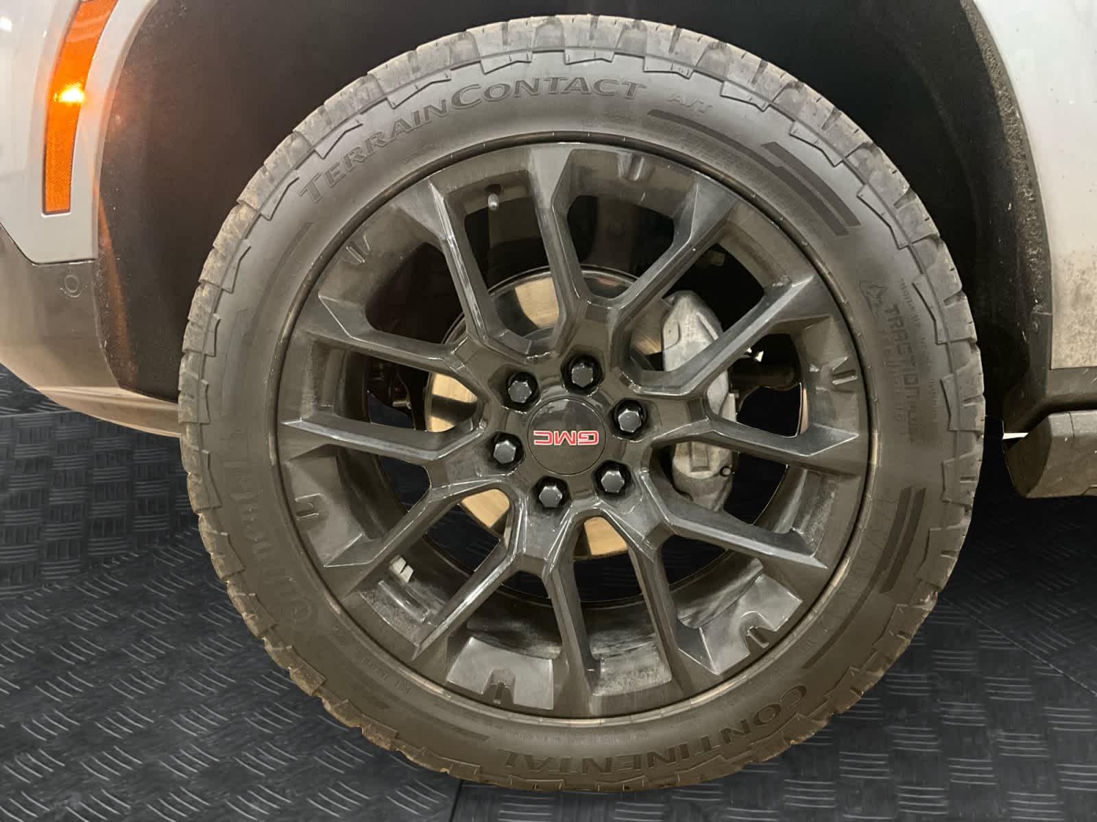 2025 GMC Yukon AT4