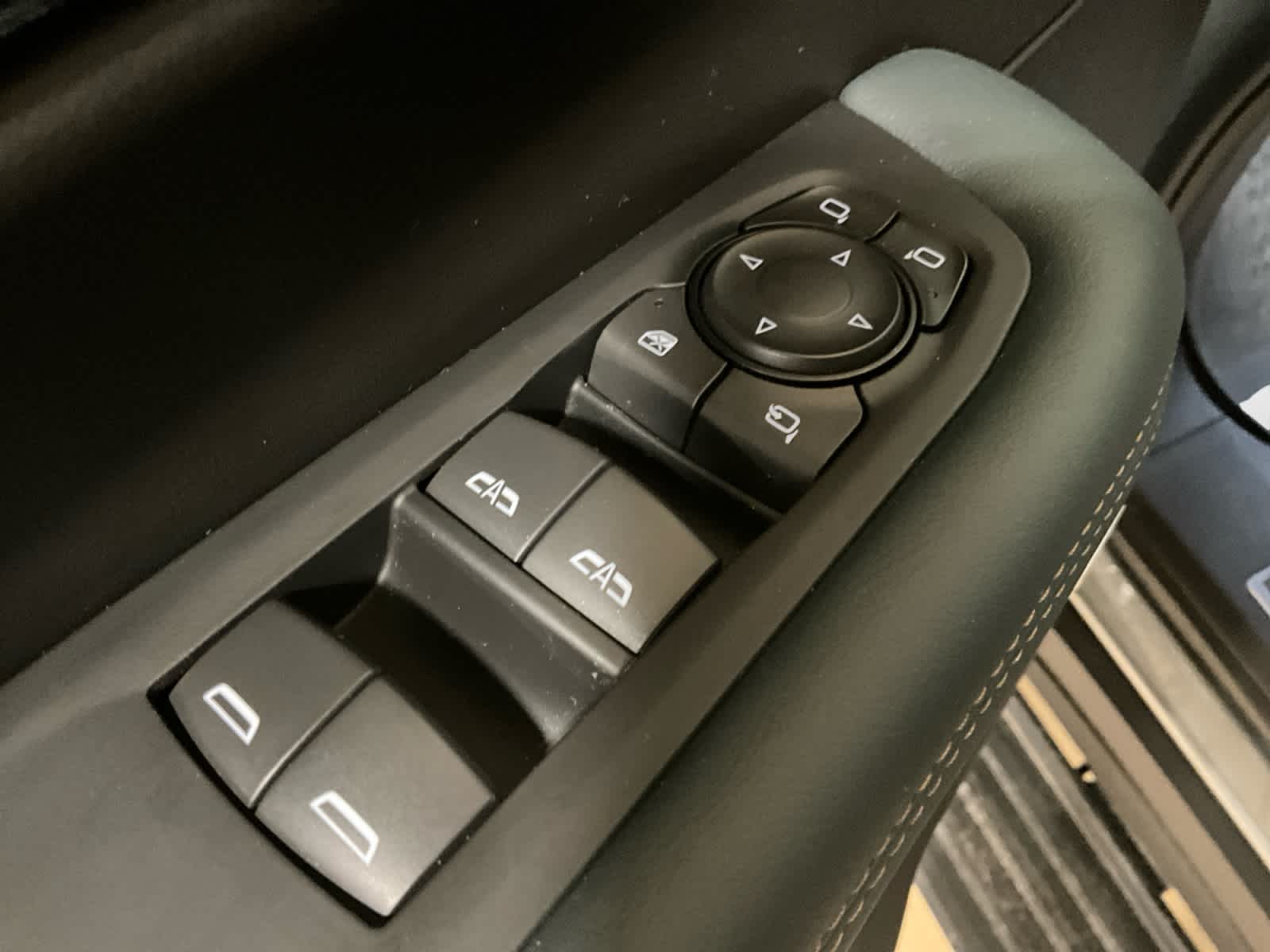 2025 GMC Yukon AT4