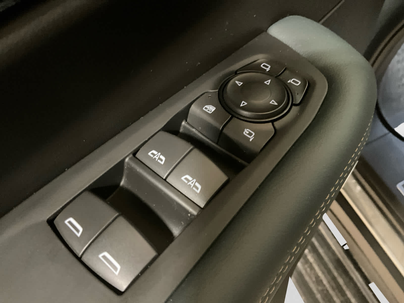 2025 GMC Yukon AT4