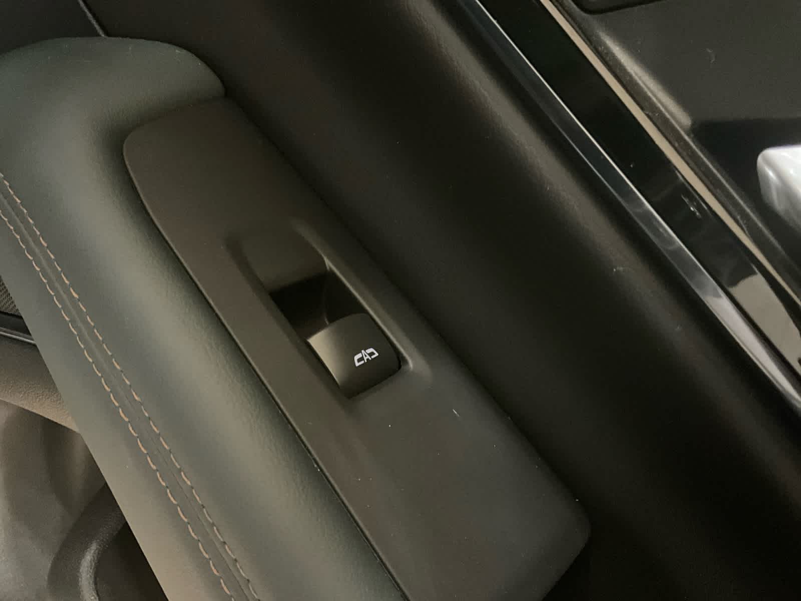 2025 GMC Yukon AT4