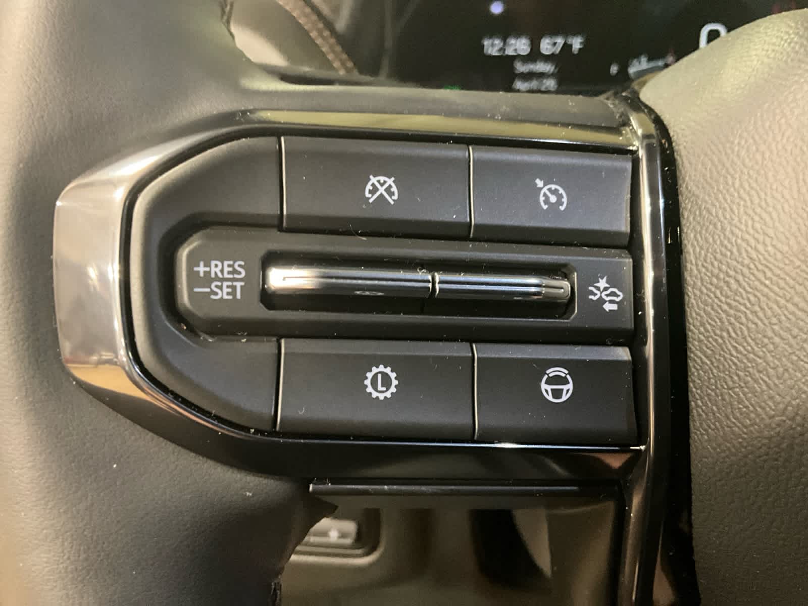 2025 GMC Yukon AT4