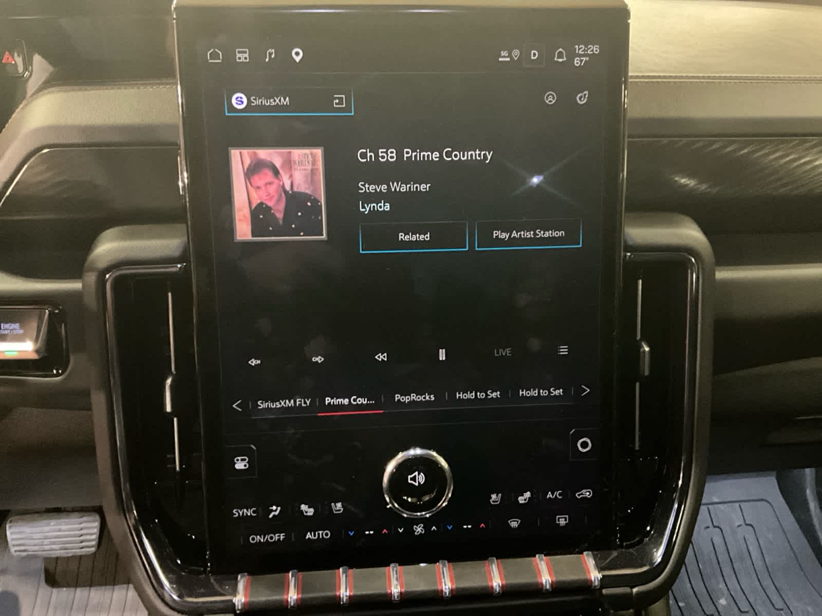 2025 GMC Yukon AT4