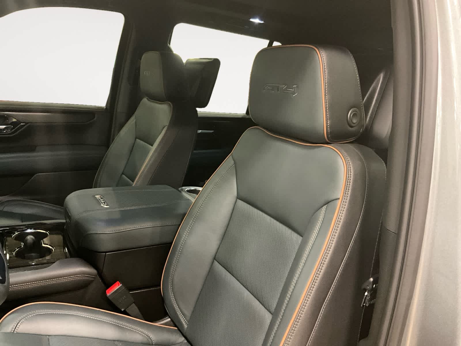 2025 GMC Yukon AT4