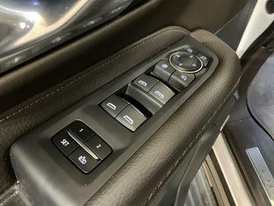 2023 GMC Yukon Denali Denali