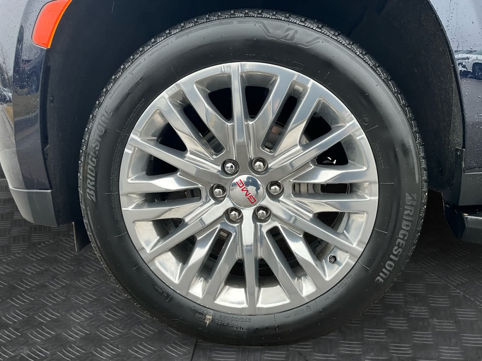 2024 GMC Yukon XL SLT