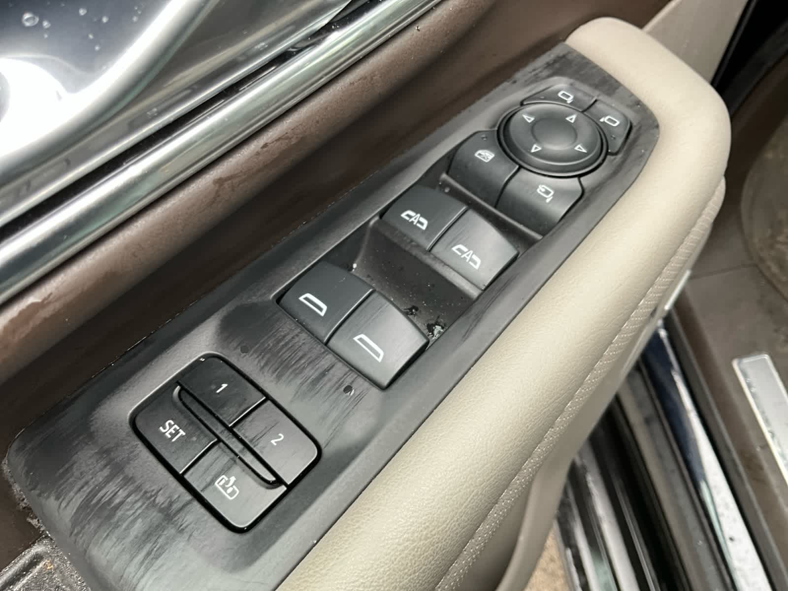 2024 GMC Yukon XL SLT