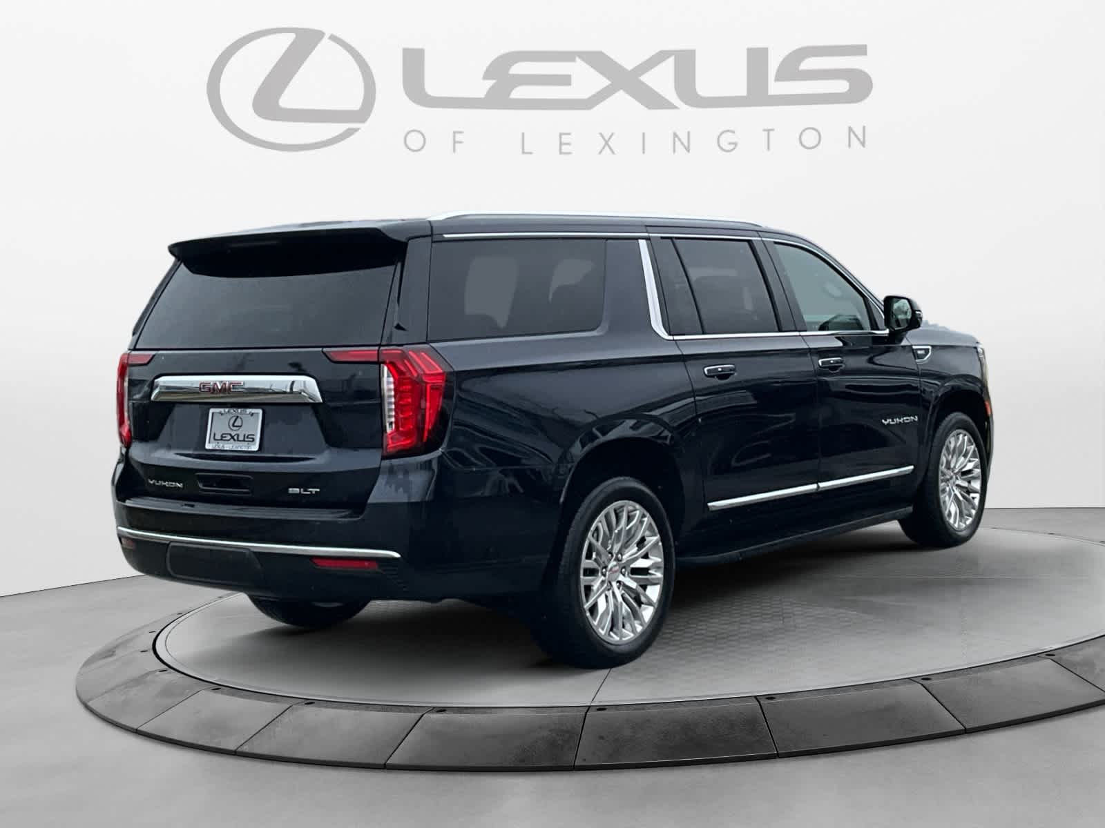 2024 GMC Yukon XL SLT