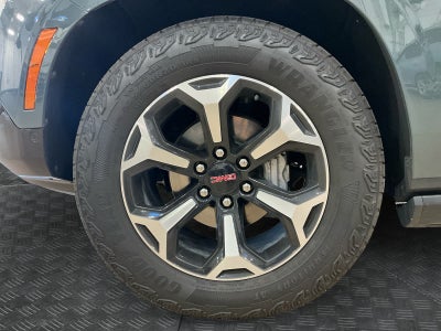 2025 GMC Yukon XL AT4