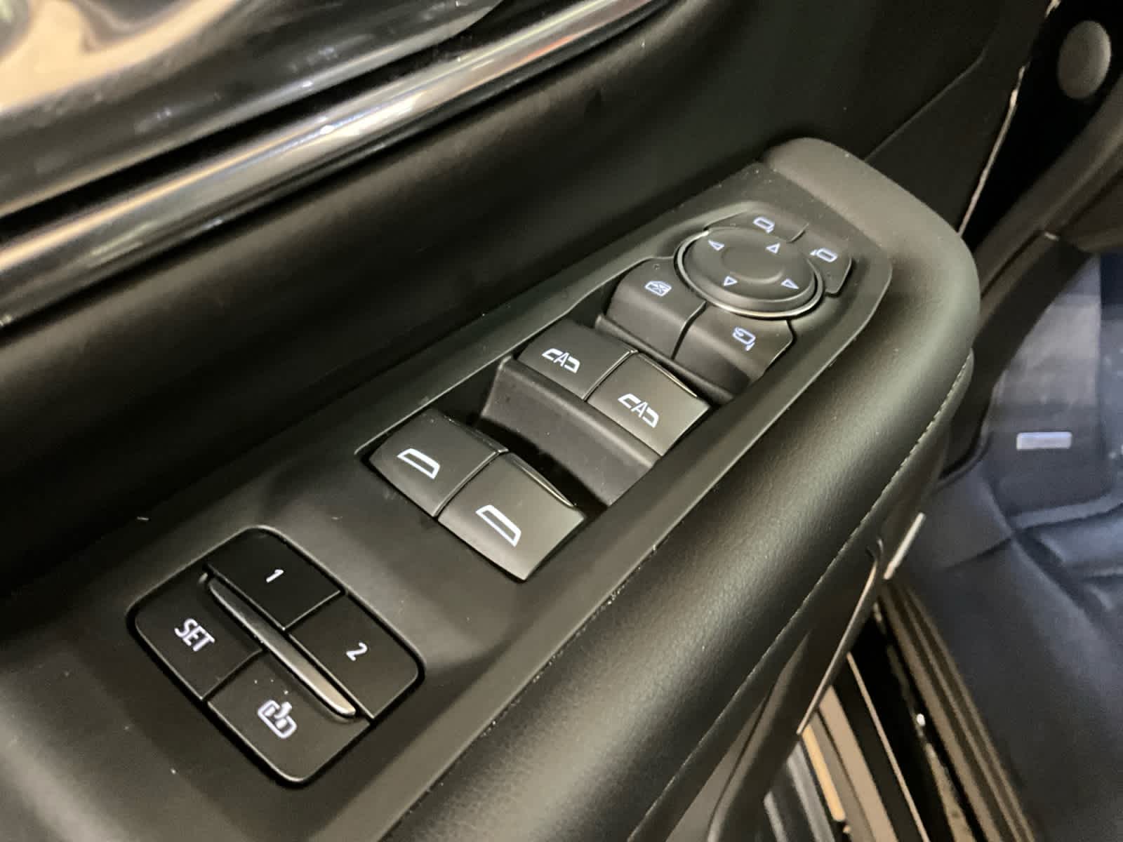 2023 Chevrolet Suburban High Country
