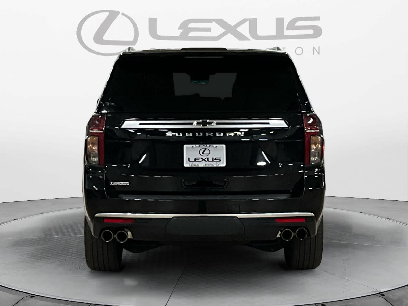 2023 Chevrolet Suburban High Country