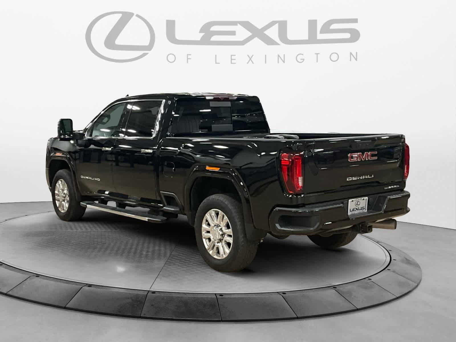 2023 GMC Sierra 2500HD Denali
