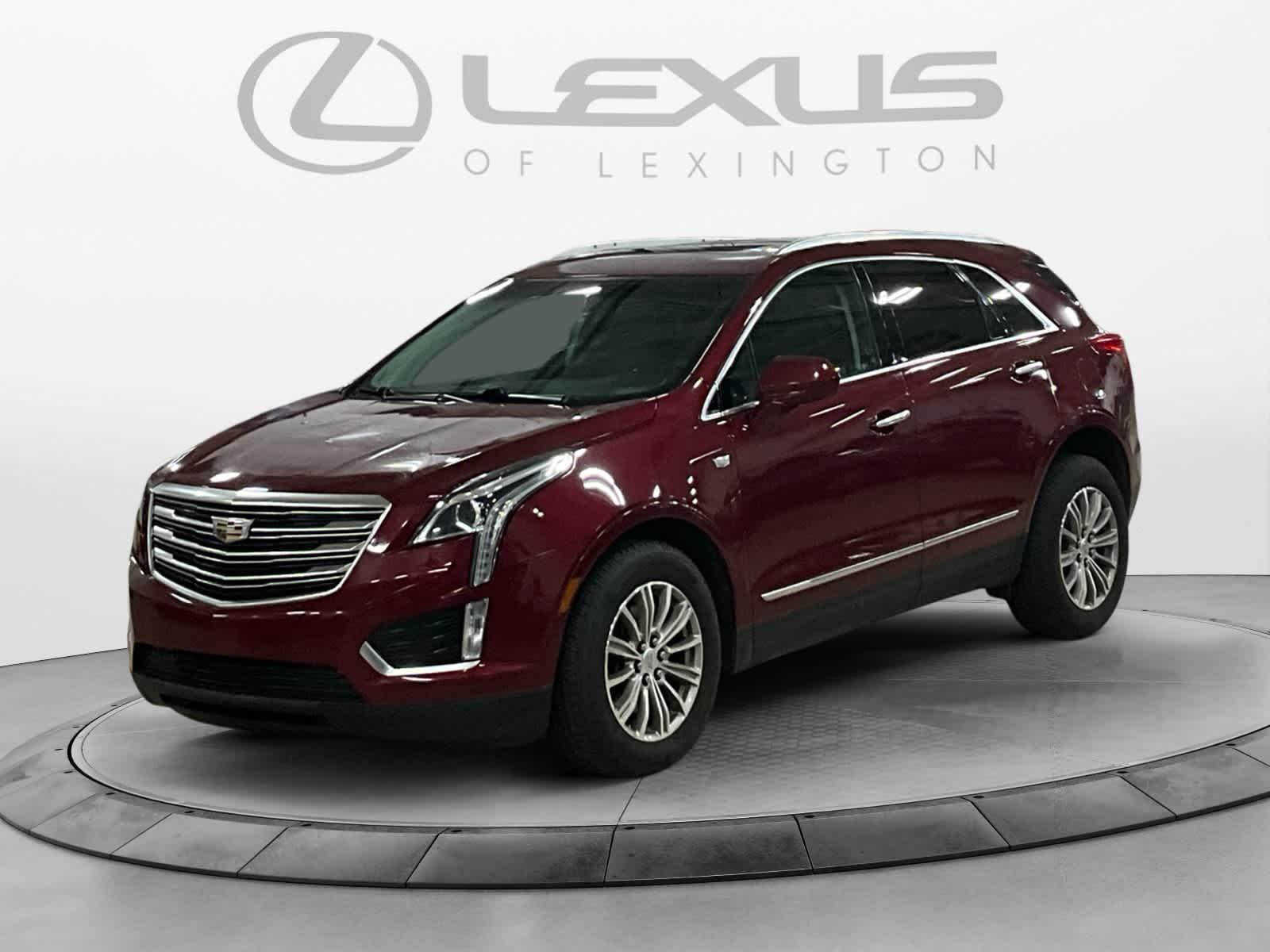 2017 Cadillac XT5 Luxury FWD