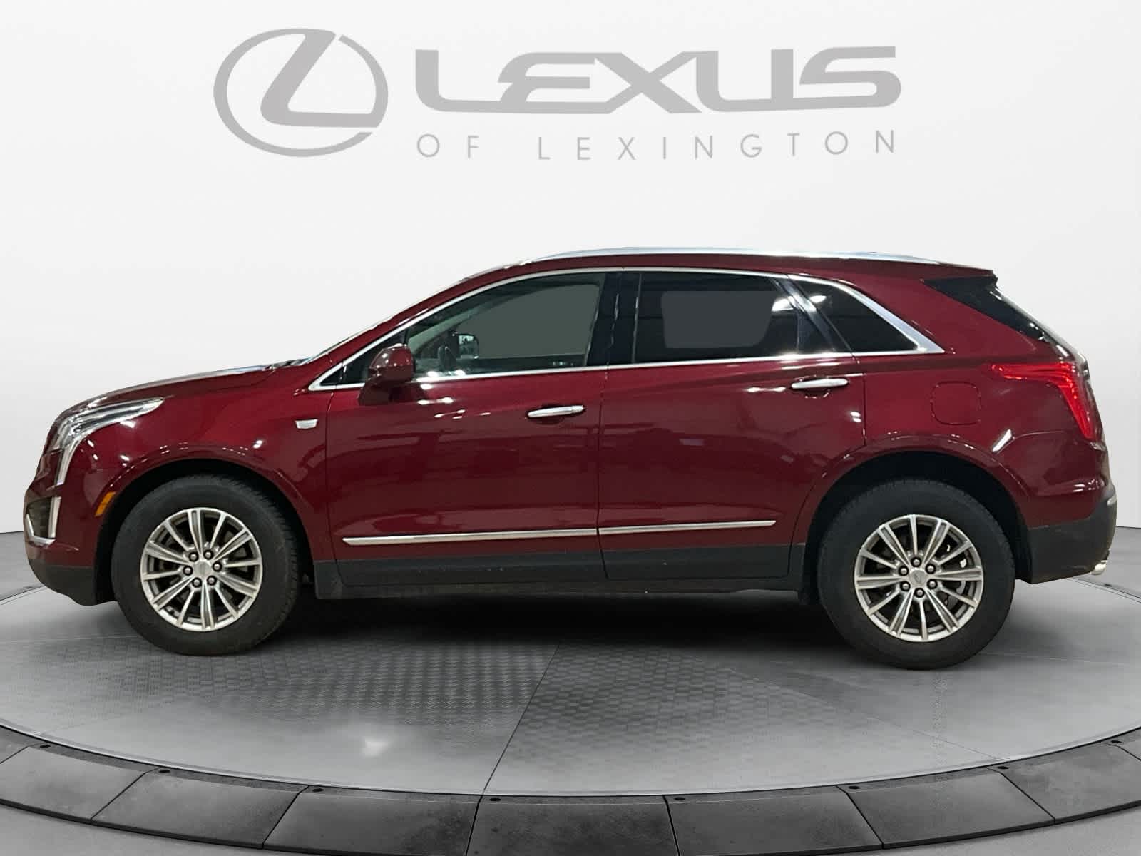 2017 Cadillac XT5 Luxury FWD