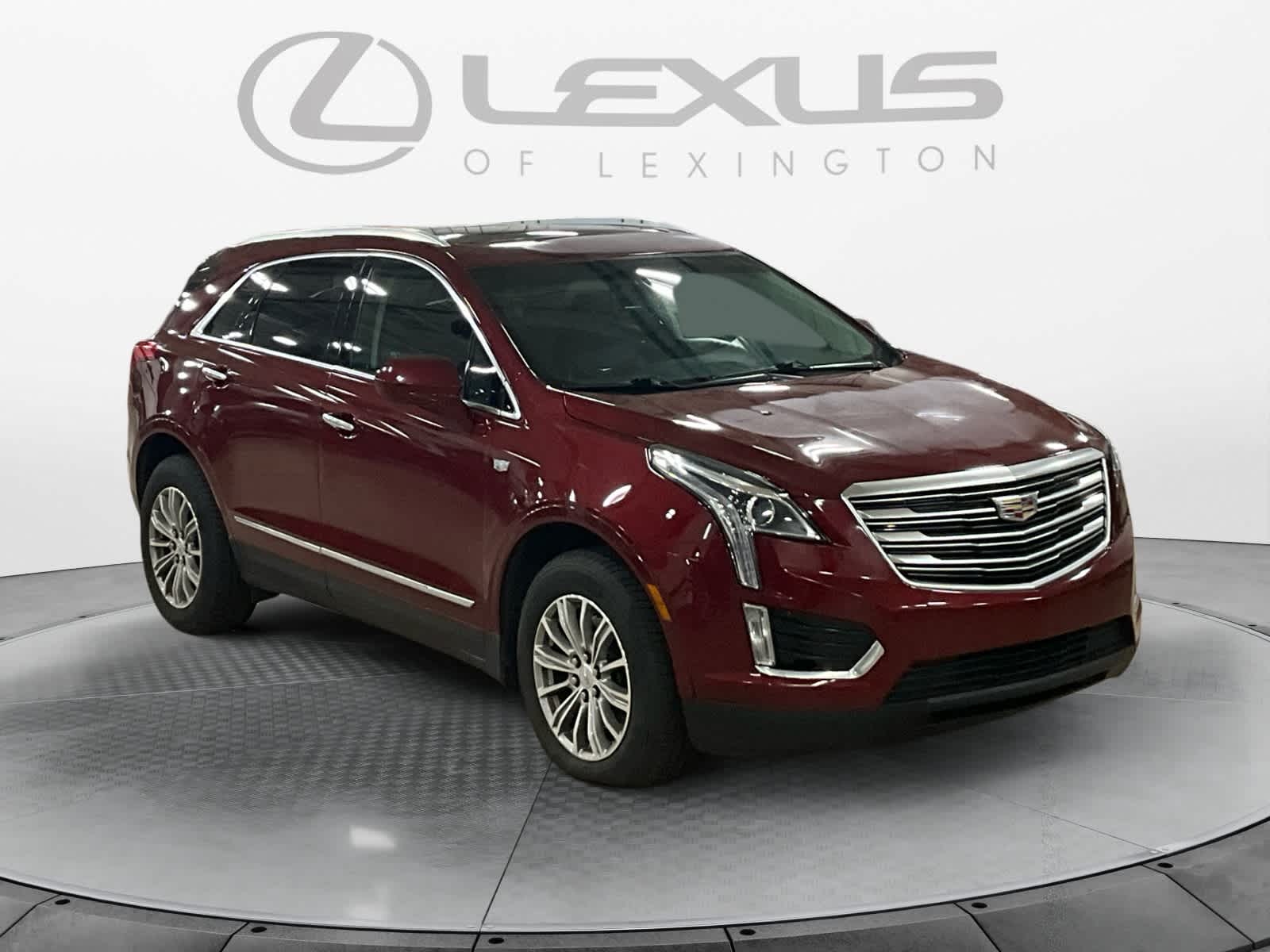 2017 Cadillac XT5 Luxury FWD
