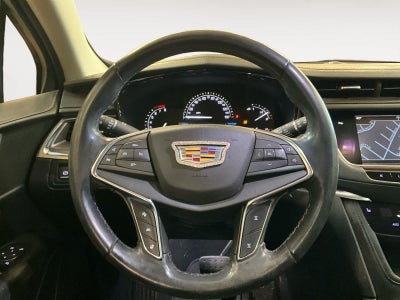 2018 Cadillac XT5 Luxury FWD