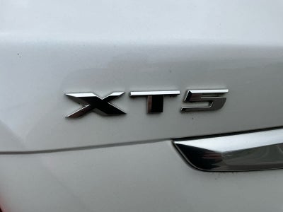 2017 Cadillac XT5 Premium Luxury FWD