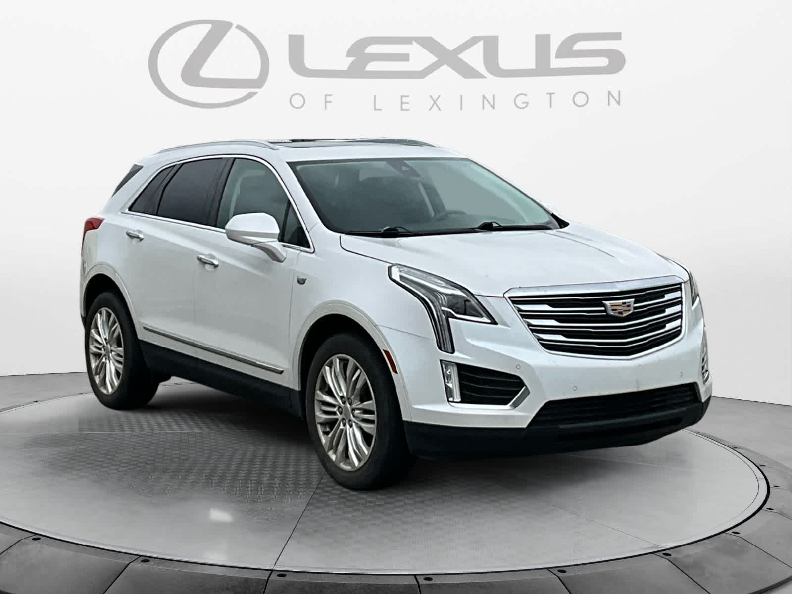 2017 Cadillac XT5 Premium Luxury FWD