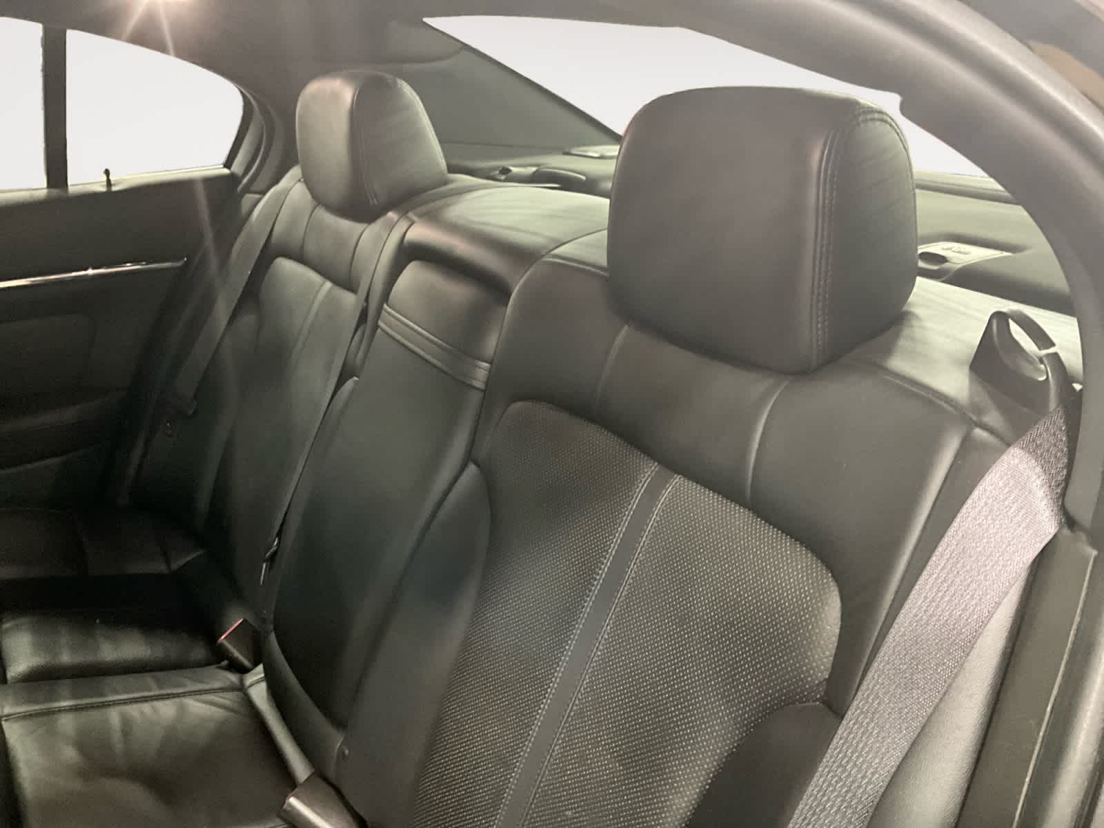 2011 Lincoln MKS 4dr Sdn 3.7L FWD