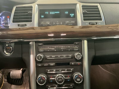 2011 Lincoln MKS 4dr Sdn 3.7L FWD