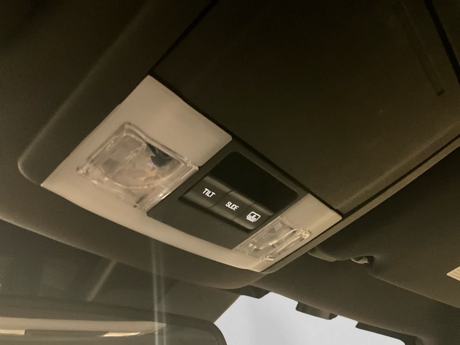 2011 Lincoln MKS 4dr Sdn 3.7L FWD