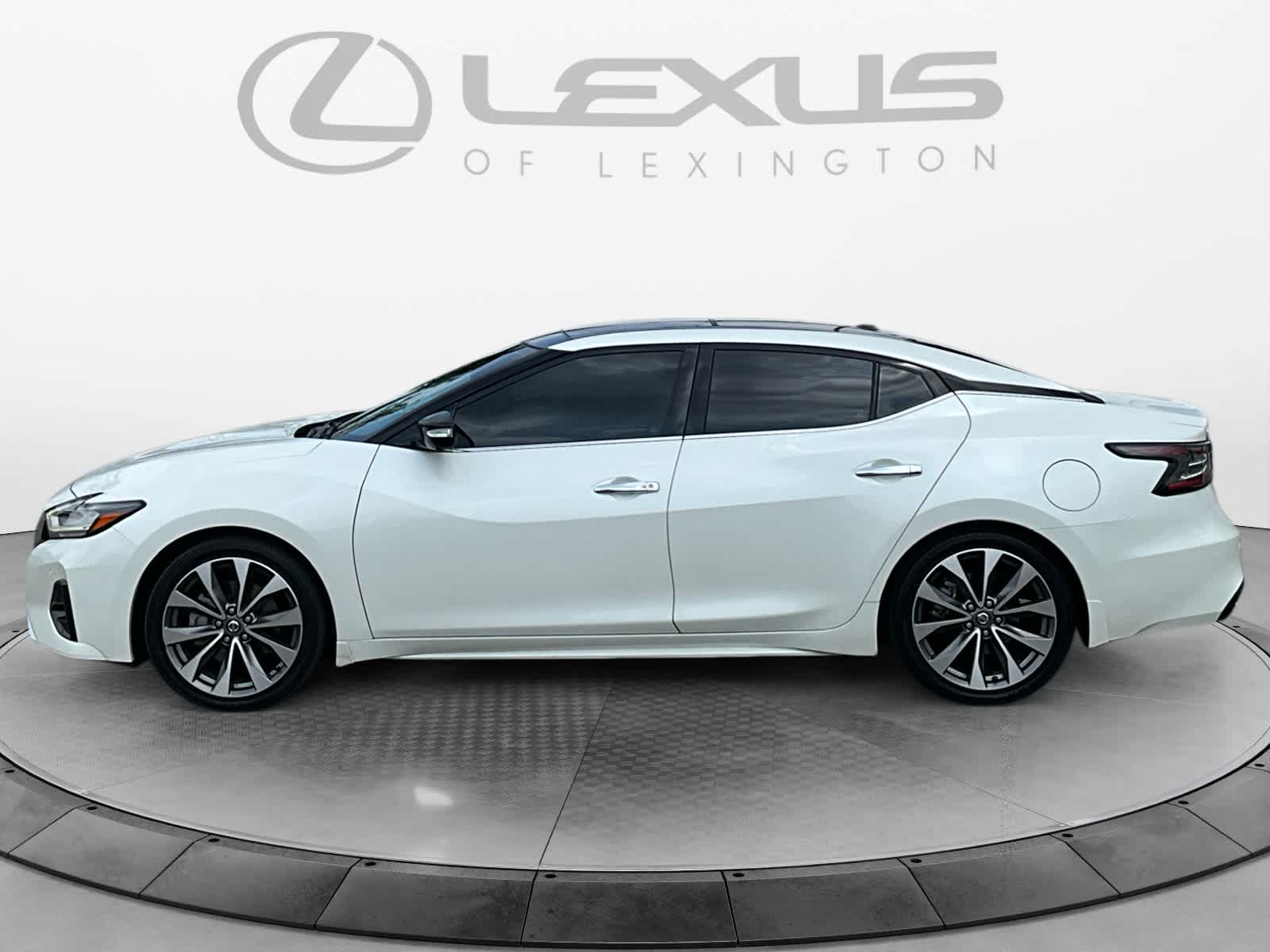 2021 Nissan Maxima Platinum