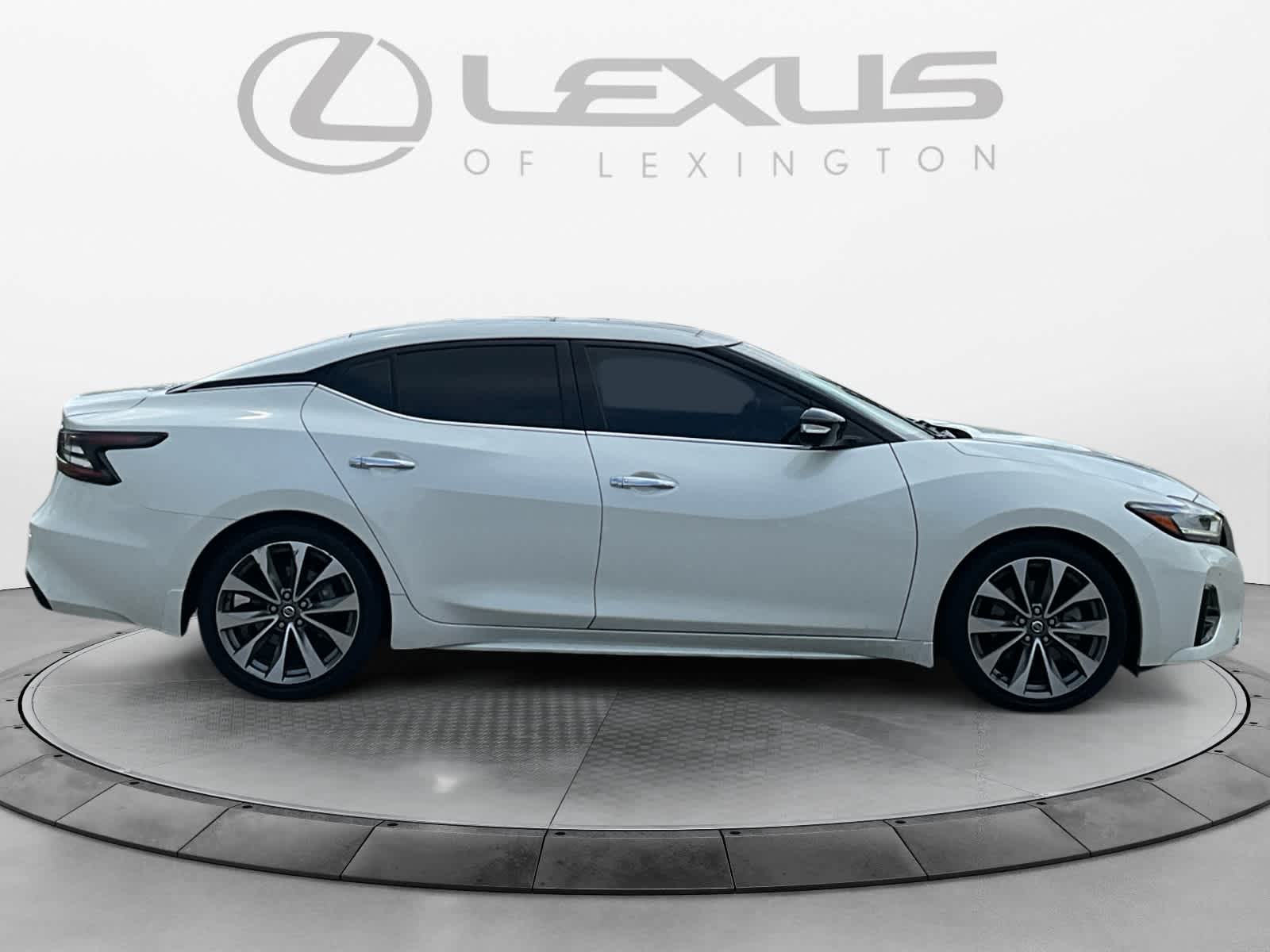 2021 Nissan Maxima Platinum
